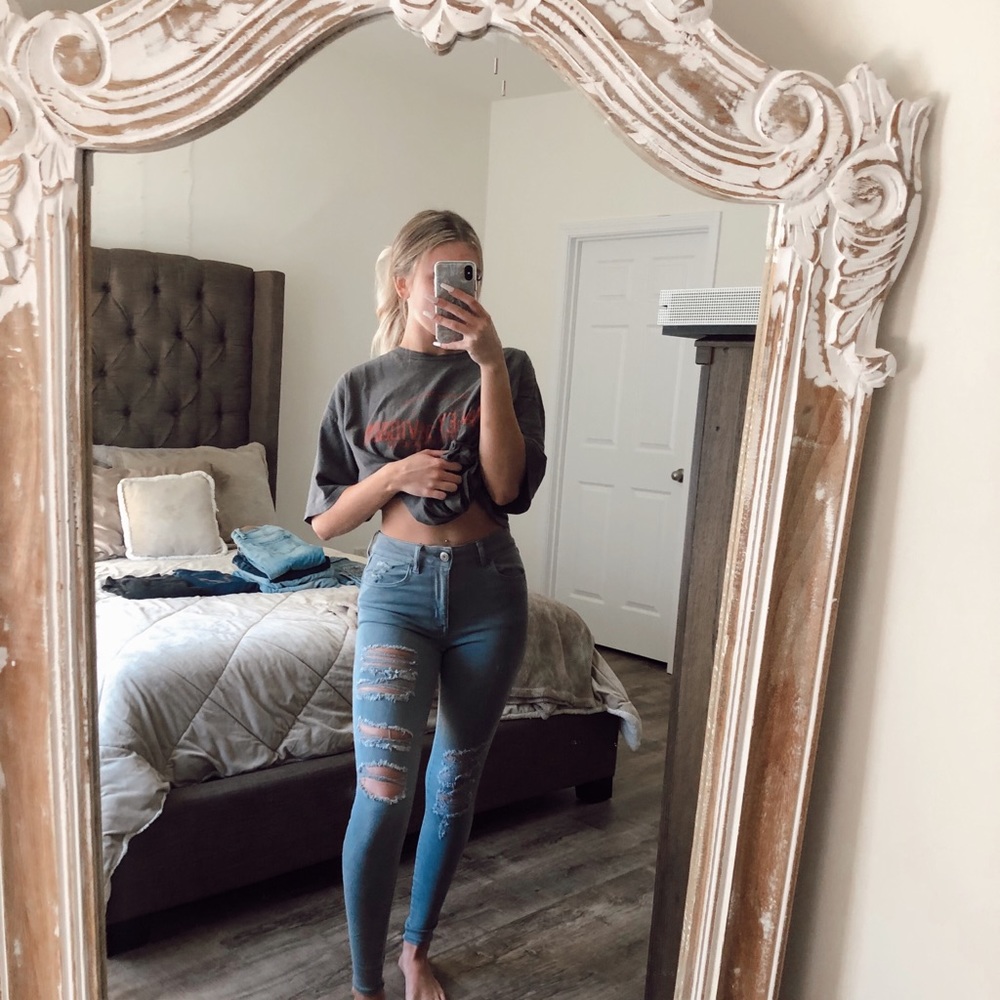 Grey American eagle jeans